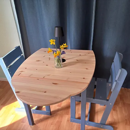 Im Auerbacher Ortskern Naehe Fuerstenlager Apartman *