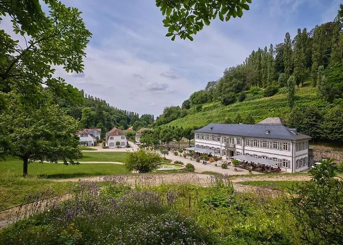 Im Auerbacher Ortskern Naehe Fuerstenlager * Bensheim
