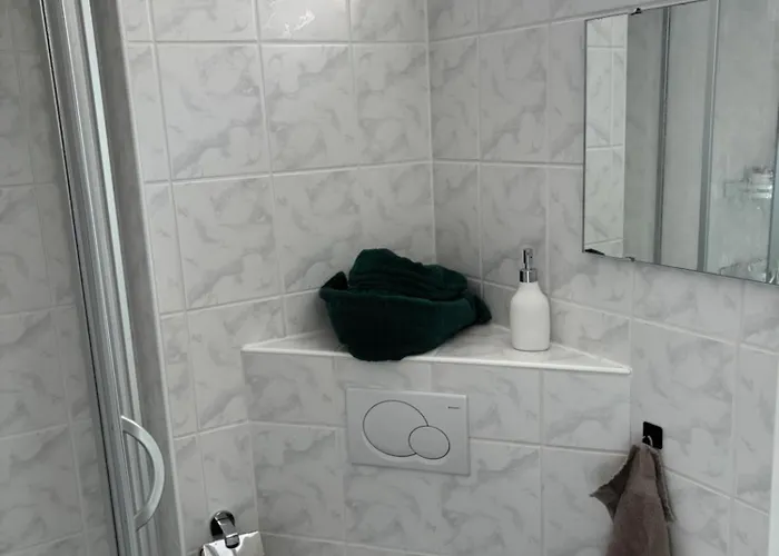 Im Auerbacher Ortskern Naehe Fuerstenlager * Bensheim